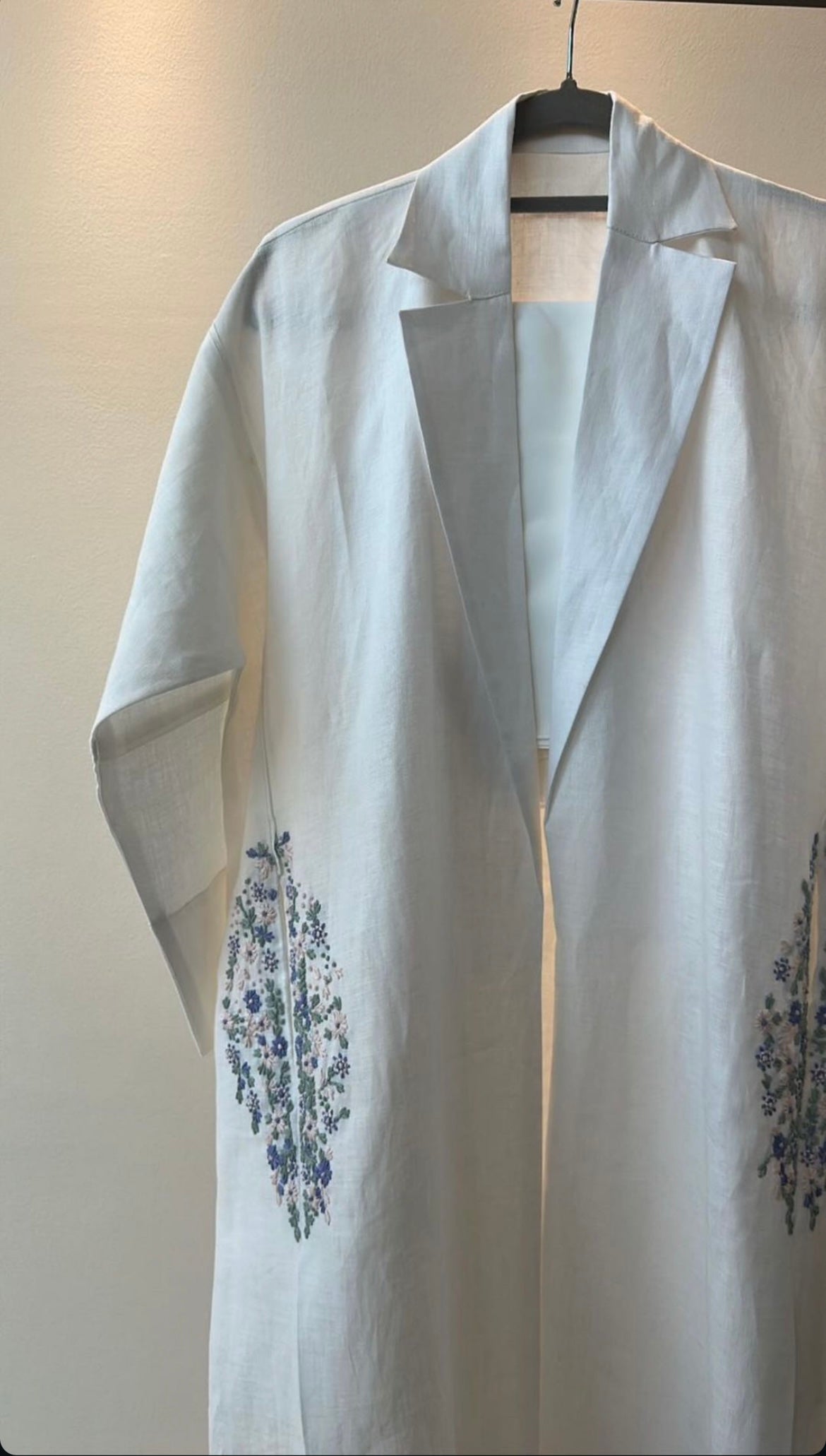 Bluebell Garden Linen Abaya