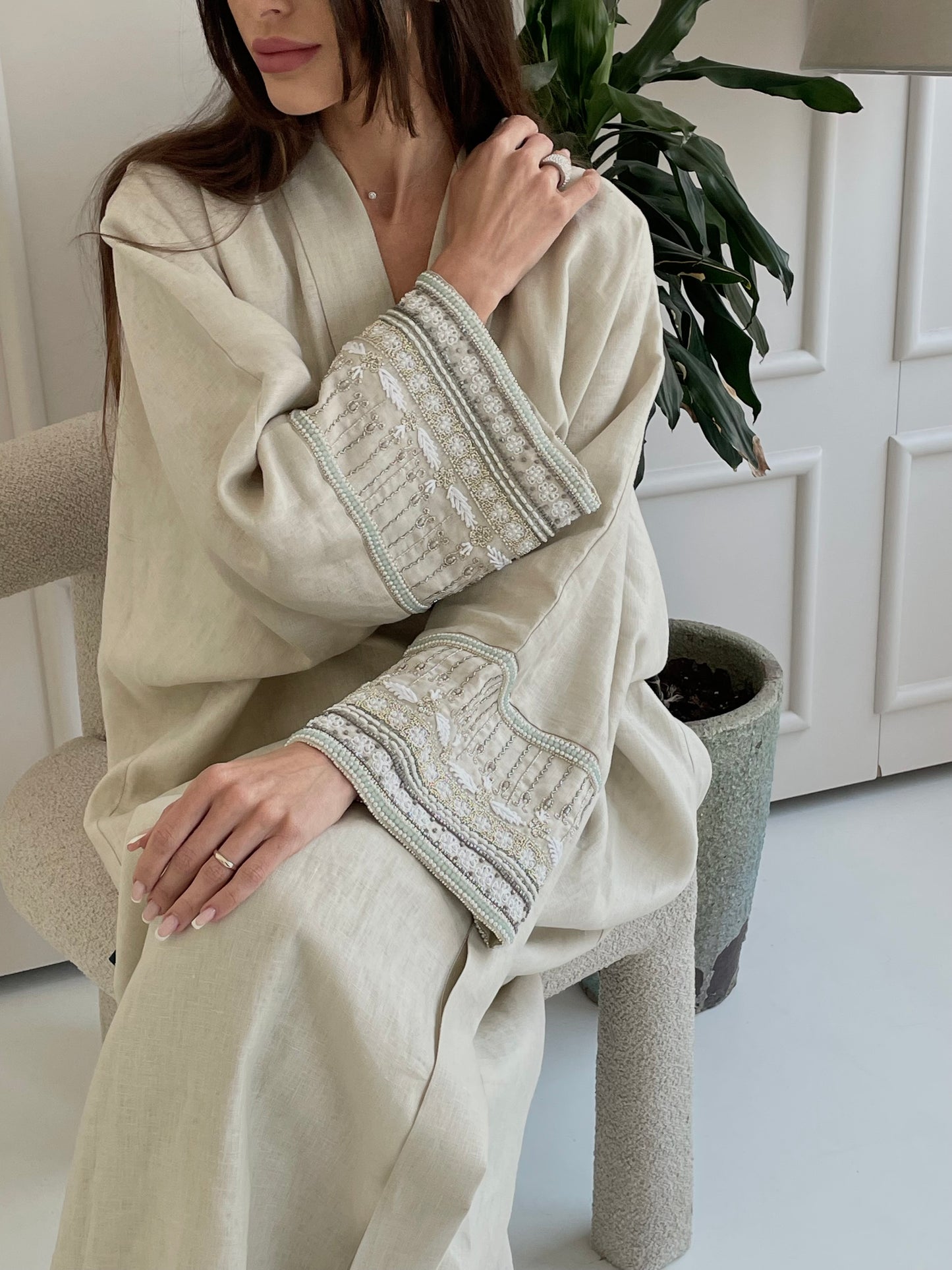 Pearl Loom Linen Abaya