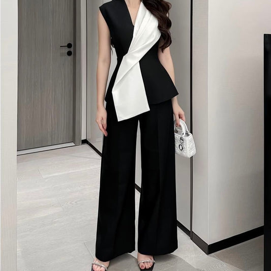 Black and white sleeveless Blazer and Pants Set