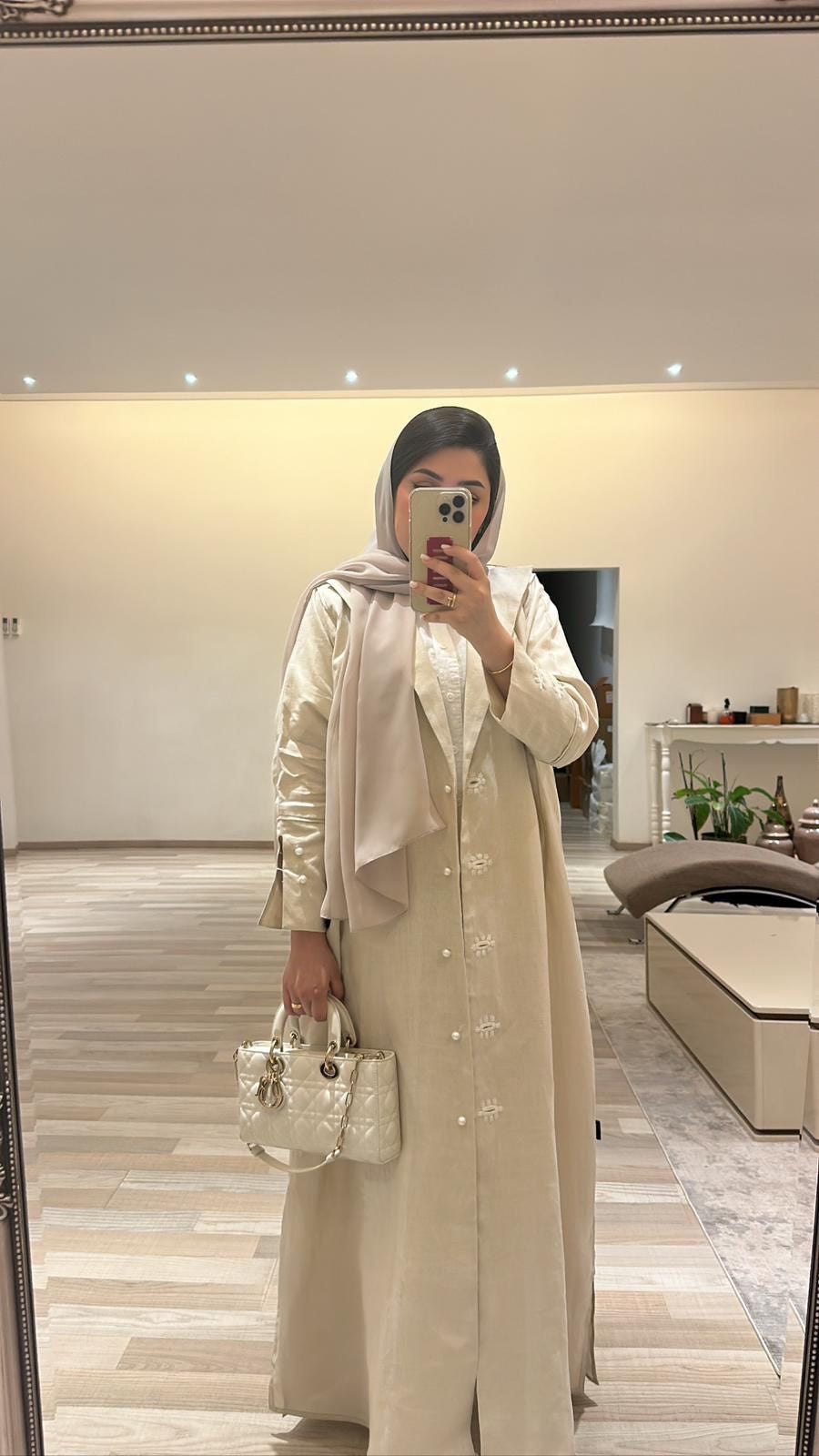 Pearl Bloom Linen Abaya